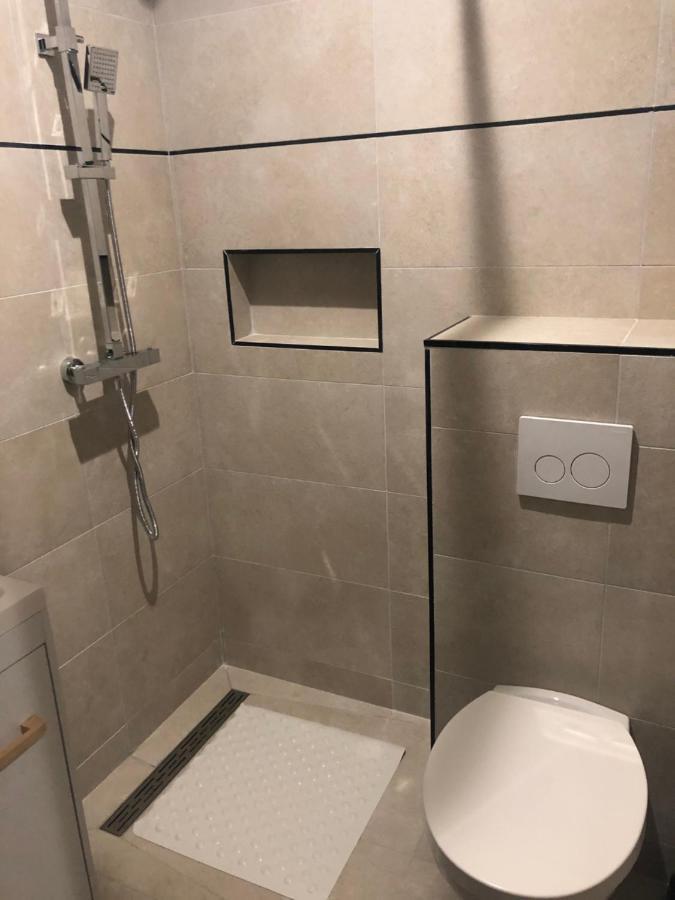 Appartement Avec Spa-Avril A Sept-Camargue 4 Personnes Saint-Laurent-dʼAigouze Exterior foto